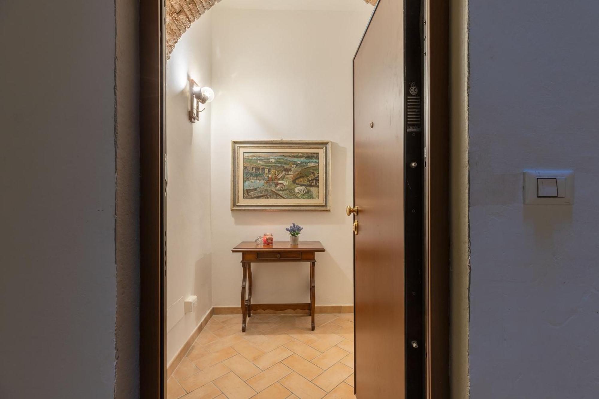 Santacroce Nest-hosted By Sweetstay * Florencia