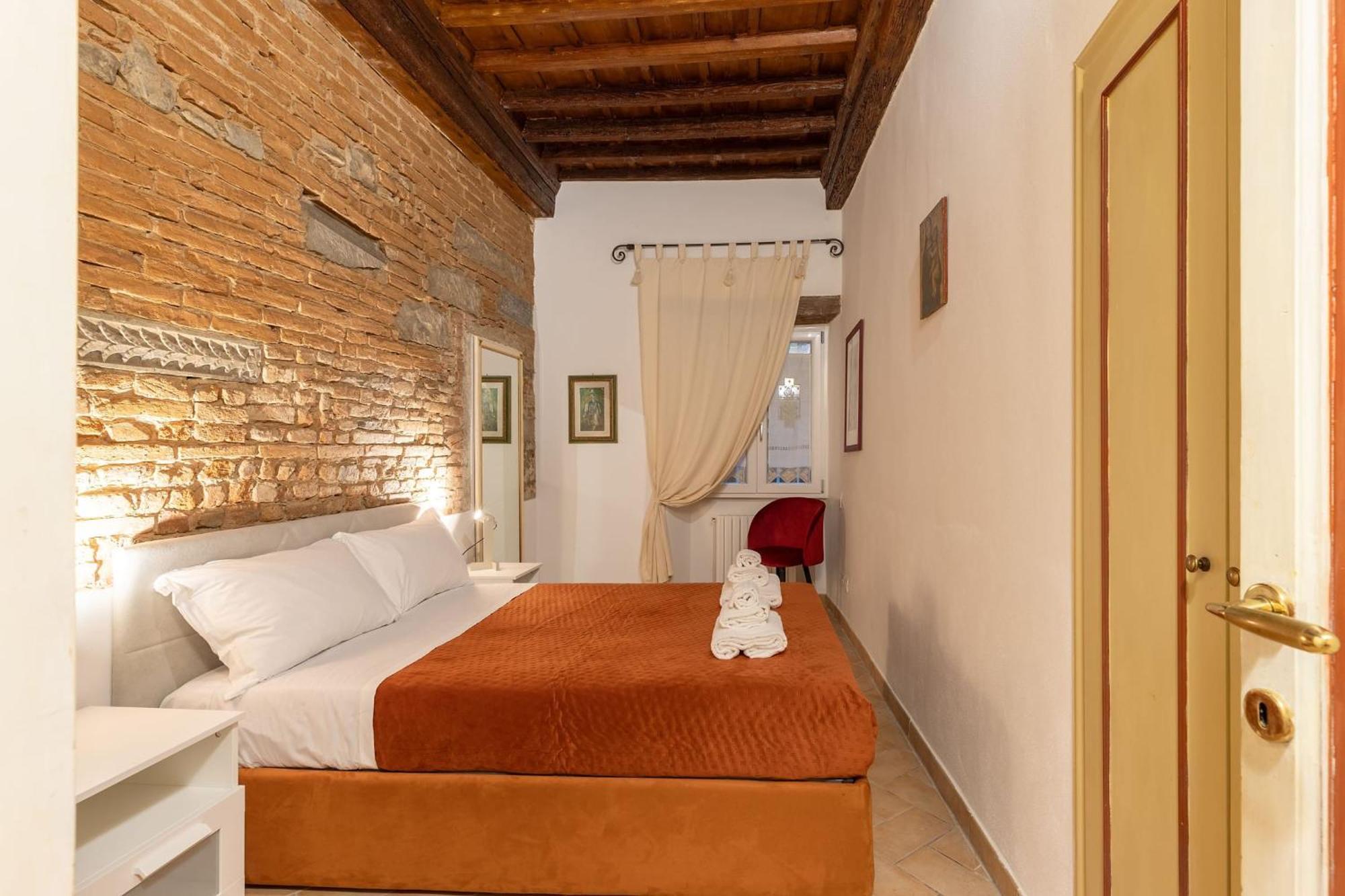 Santacroce Nest-hosted By Sweetstay