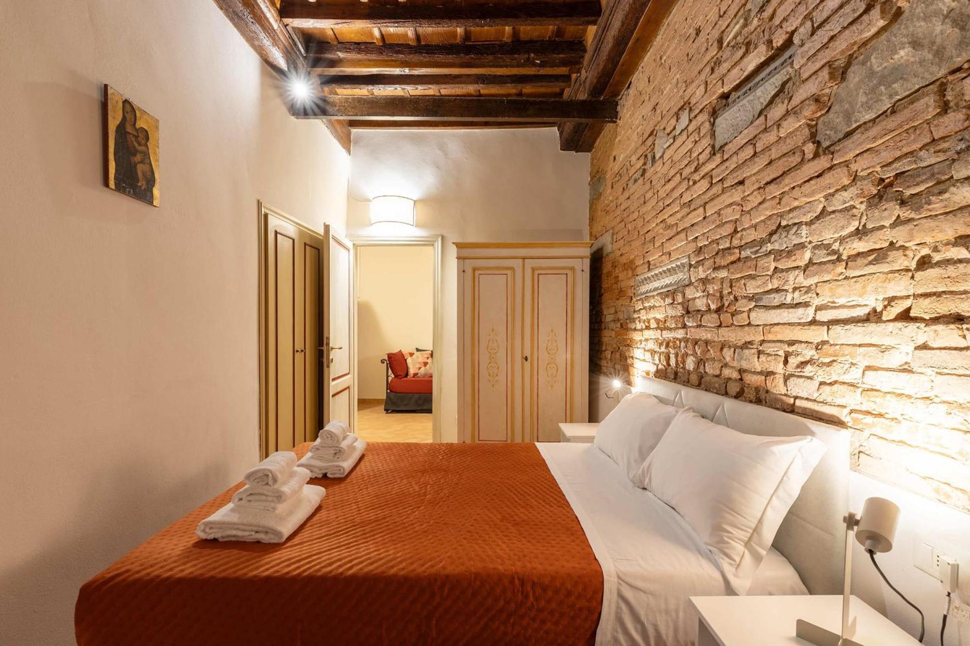 Santacroce Nest-hosted By Sweetstay